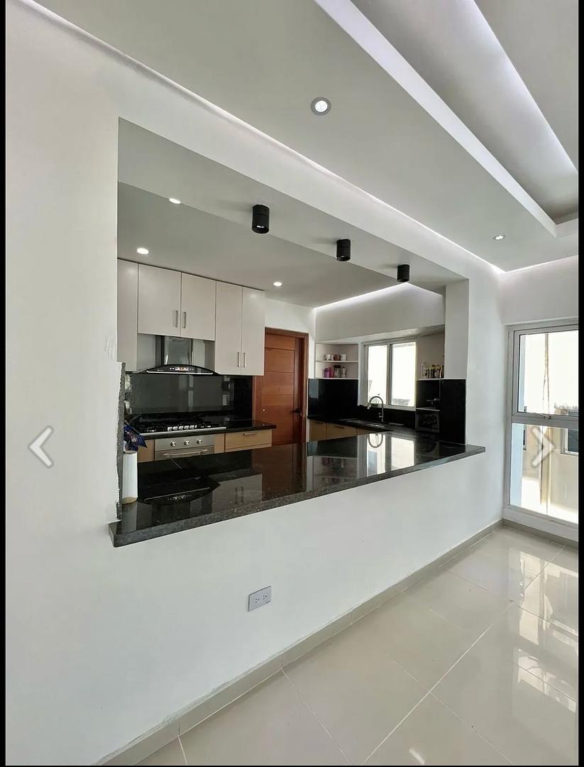 apartamentos - 📍 Apartamento remodelado en Serralles / Piantini 1