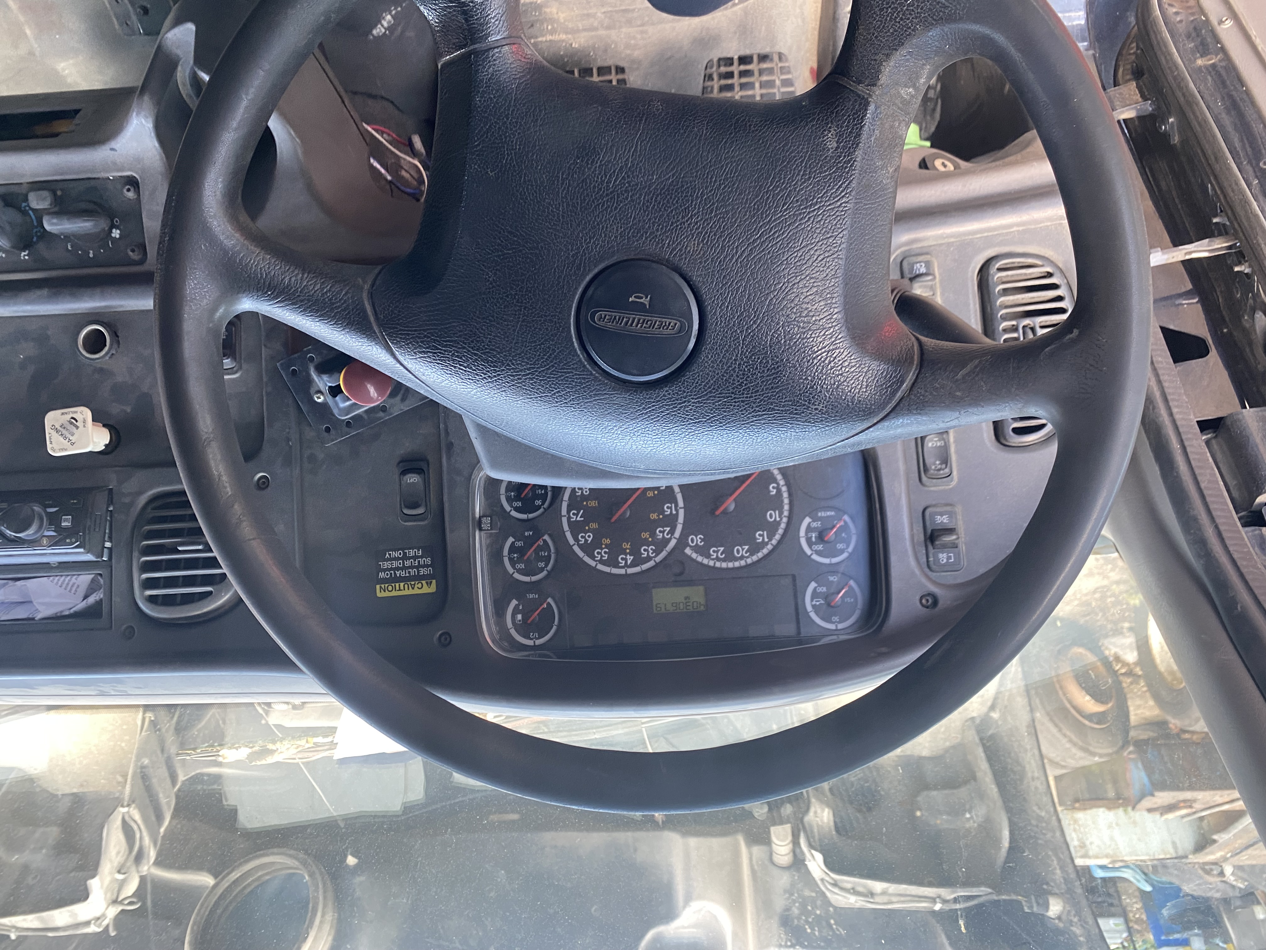 camiones y vehiculos pesados - CAMION VOLTEO 5