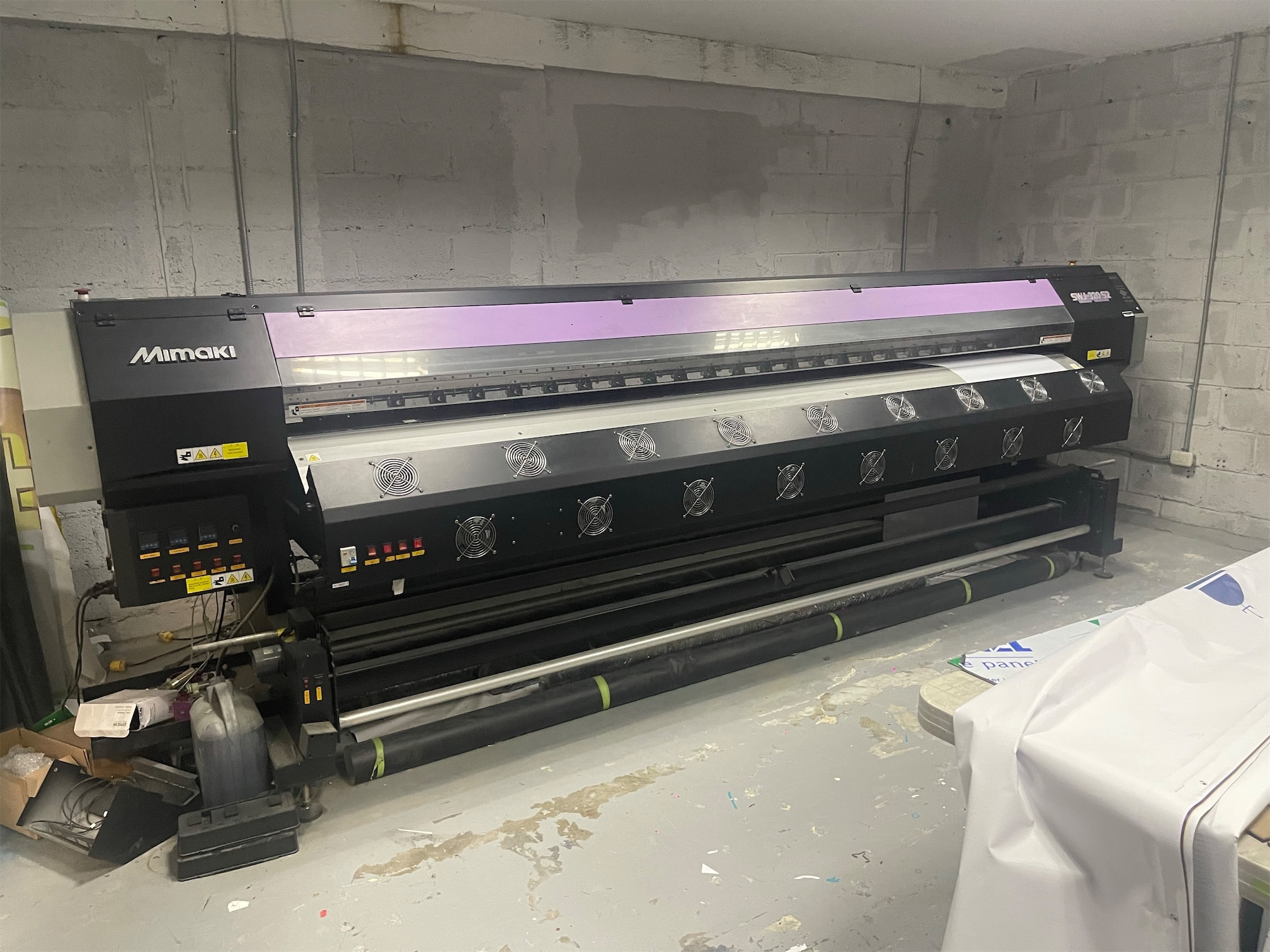 equipos profesionales - Plotter de Impresión Mimaki 10 Pies 0