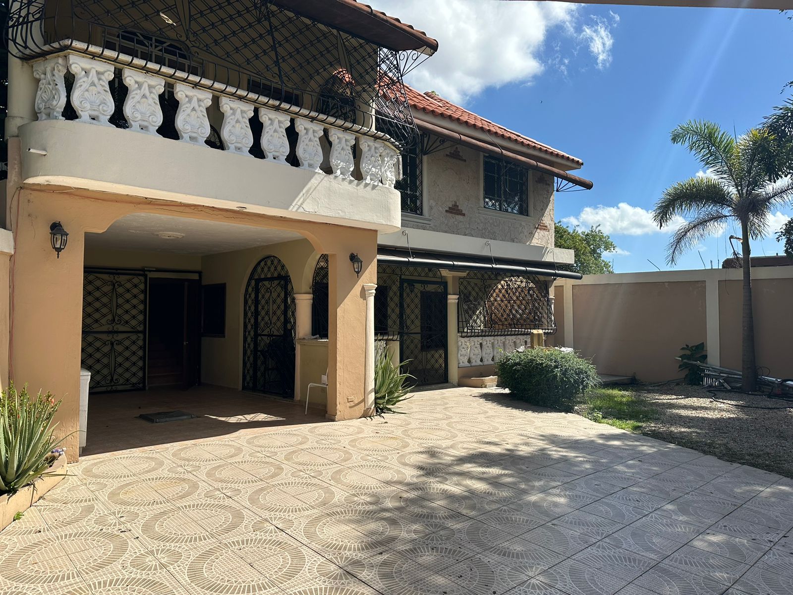casas - Casa en San Cristobal de 5 habitaciones VENTA  2