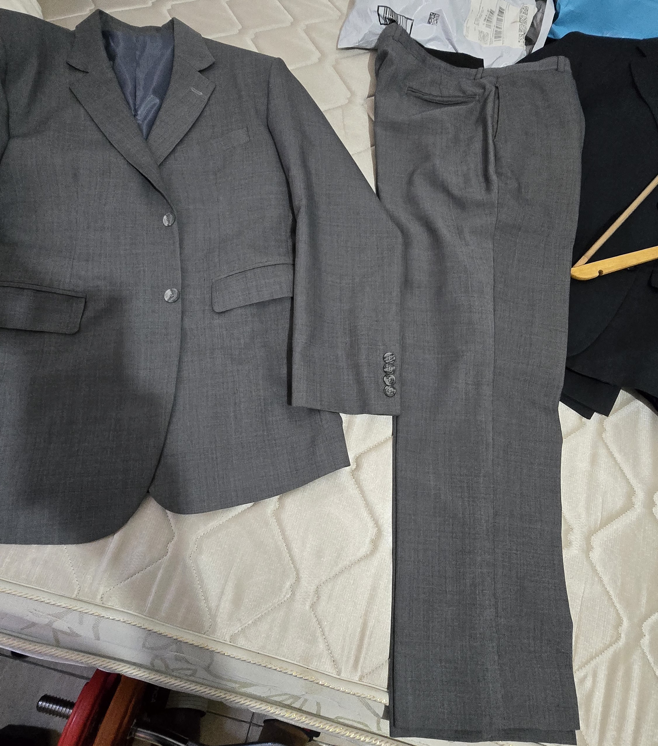 ropa para hombre - **Vendo traje gris 36x30 excelente condiciones 2