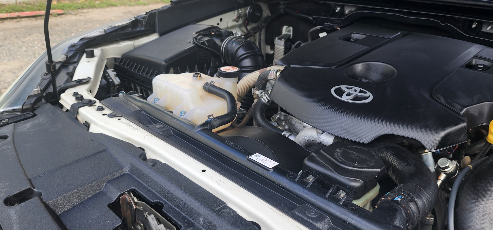jeepetas y camionetas - Toyota hilux 2022 7