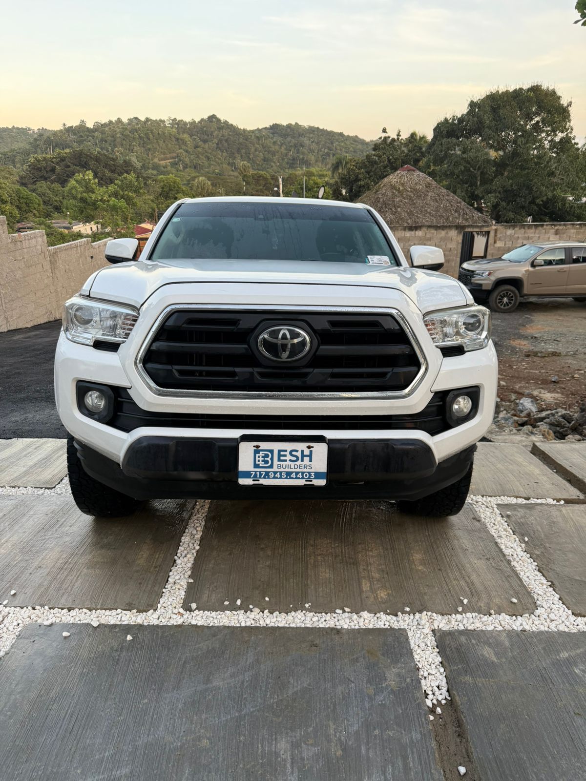 jeepetas y camionetas - Toyota tacoma 2019 0