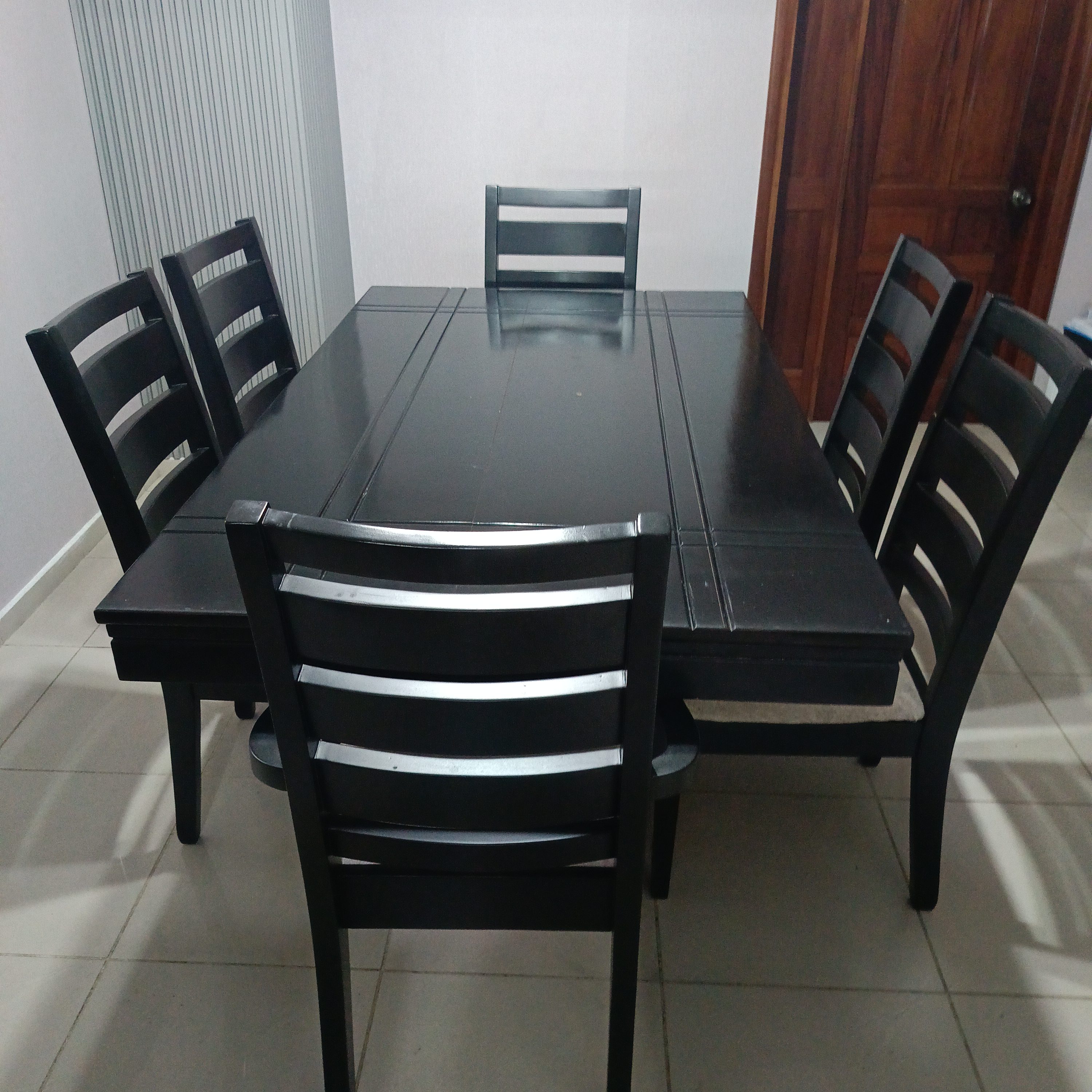muebles y colchones - Comedor 6 personas Negro Caoba 0