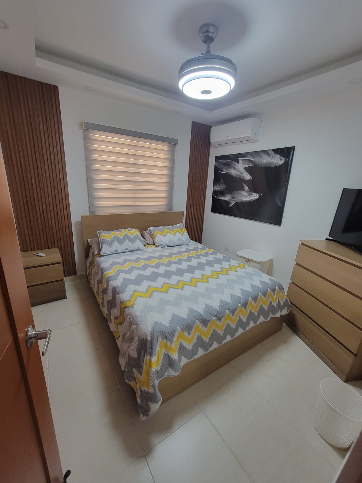 apartamentos - SE VENDE DE OPORTUNIDAD APARTAMENTO AMUEBLADO DE 3 HABITACIONES 1 PARQUEO  4