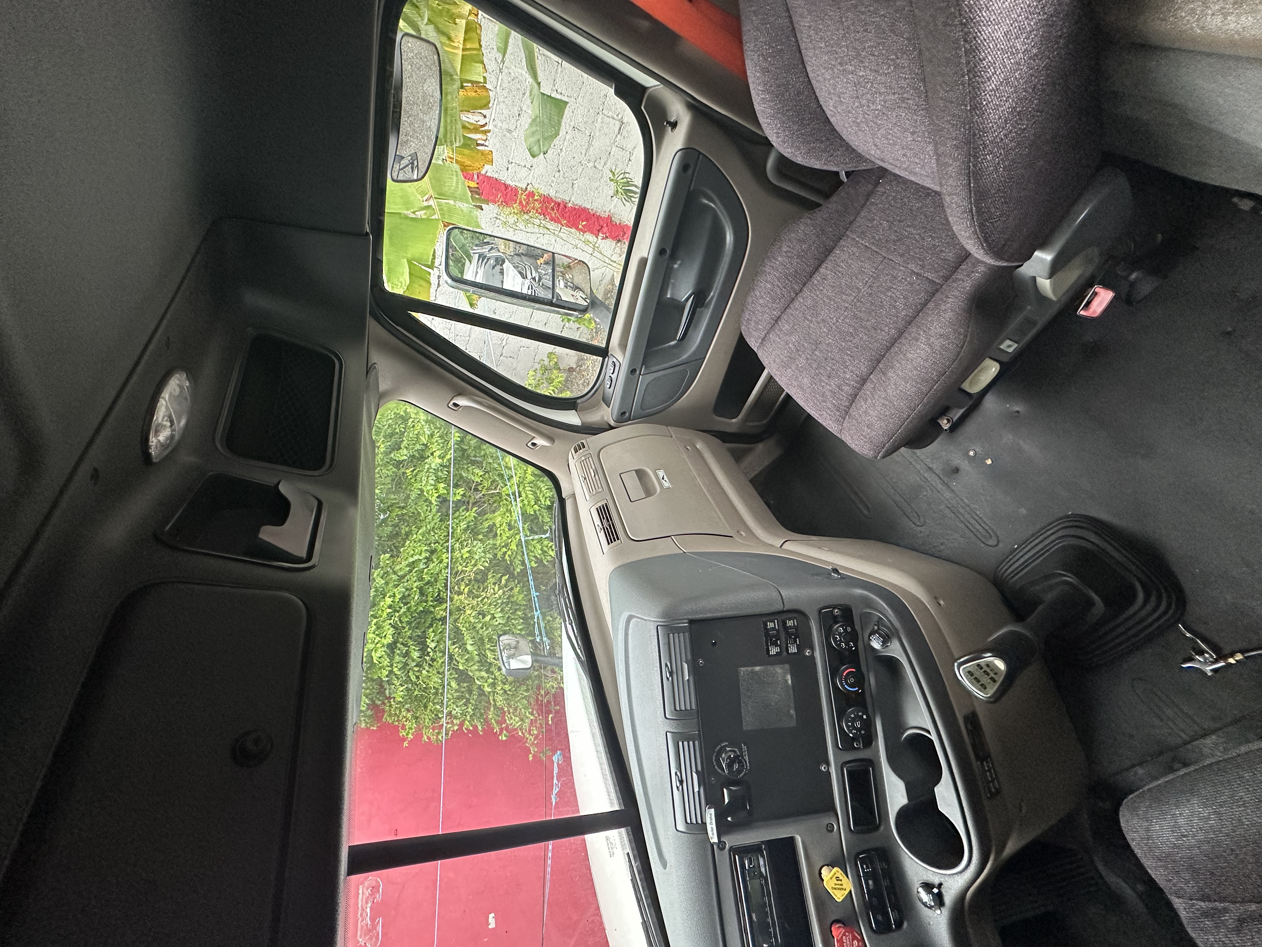 camiones y vehiculos pesados - Freightliner Cascadia 125 2014 8