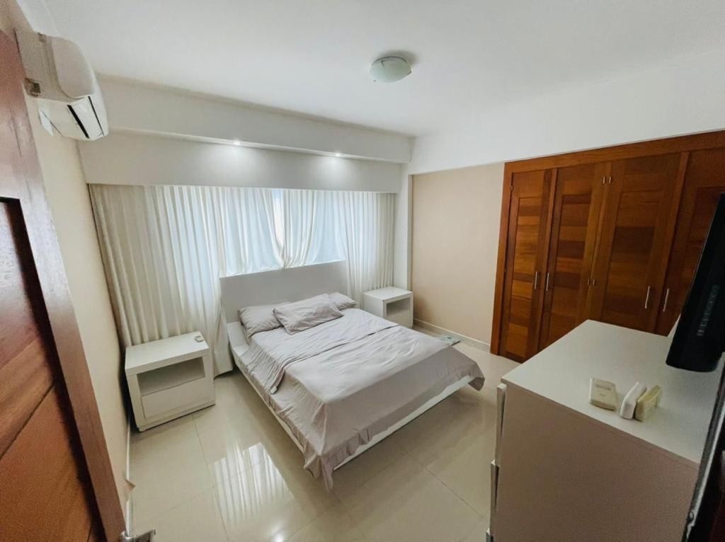 apartamentos - Se vende apartamento en Evaristo Morales 1
