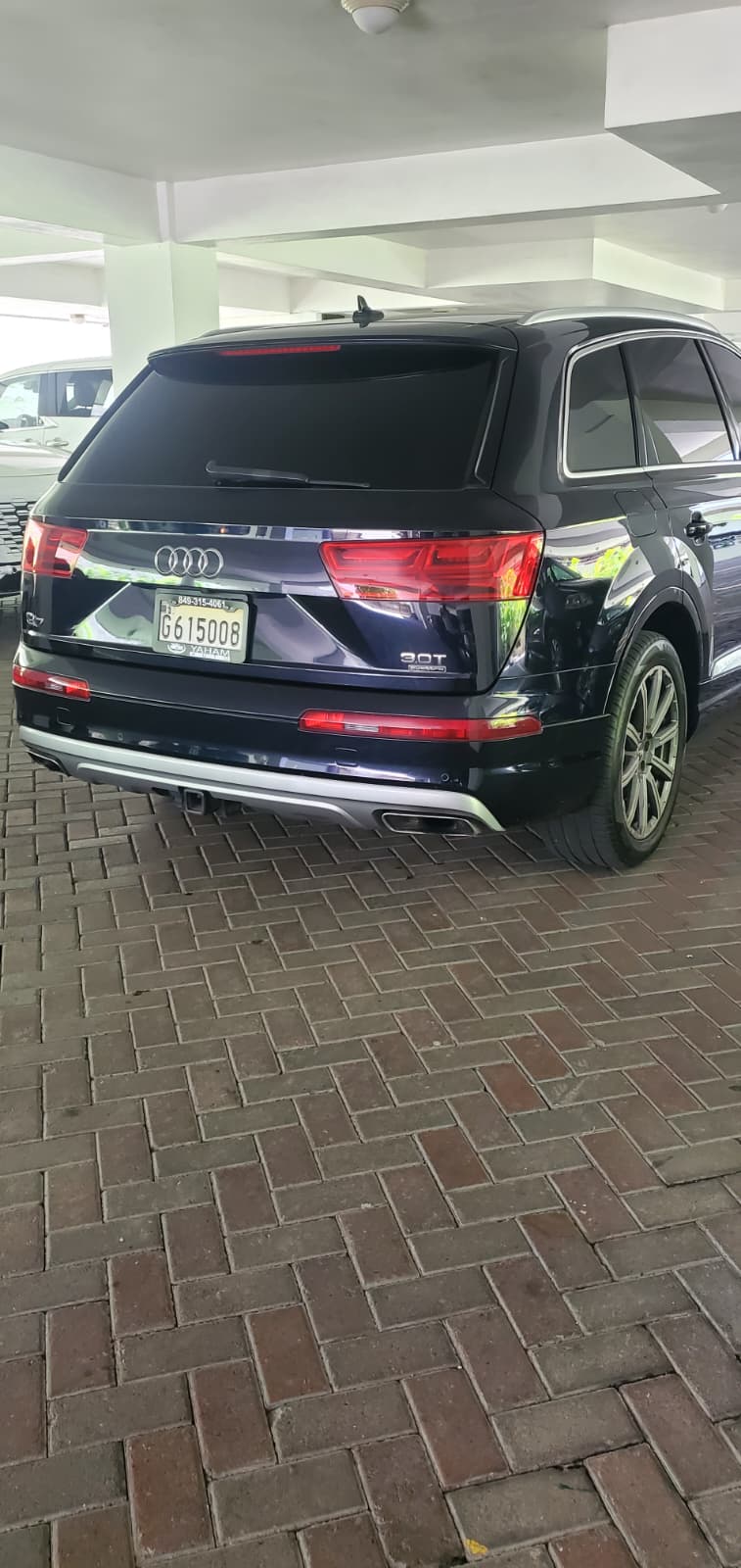 jeepetas y camionetas - Jeepeta Audi Q7 2017 Us$25,000 3