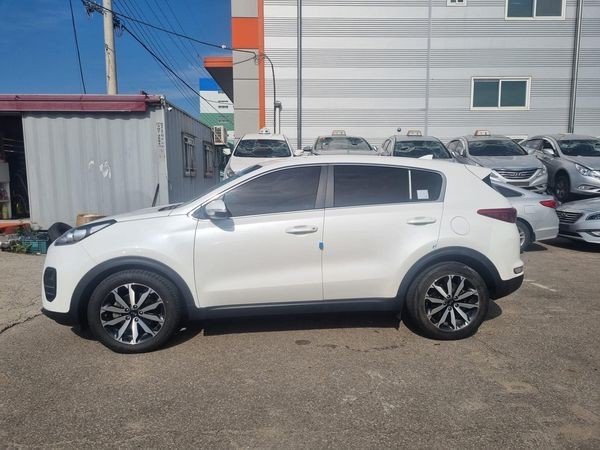 jeepetas y camionetas - KIA SPOTAGE 2017 BLANCODESDE: US$ 21,000-Automático