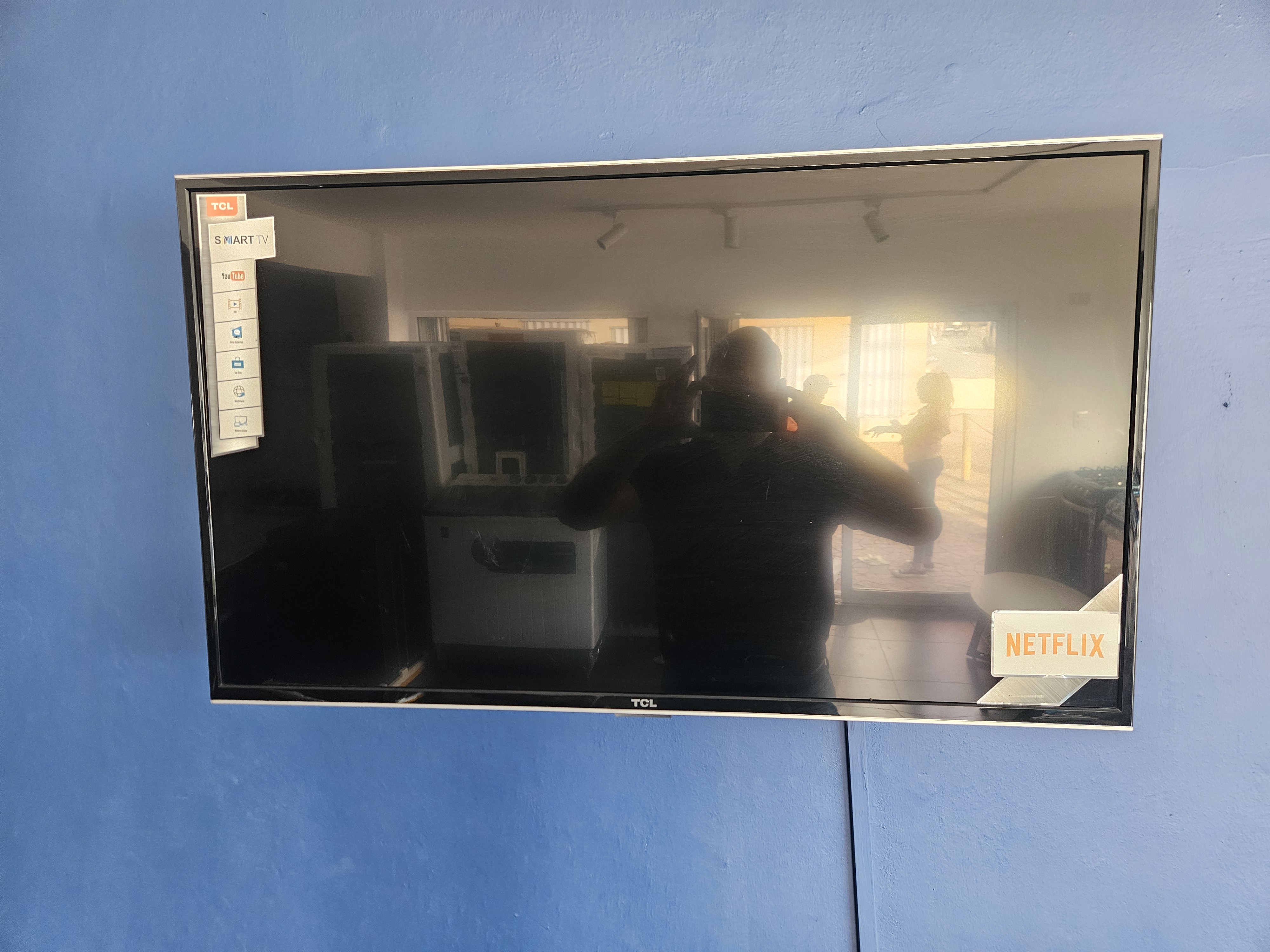 tv - Televisor TCL Smart de 39 Pulgs L39D2920