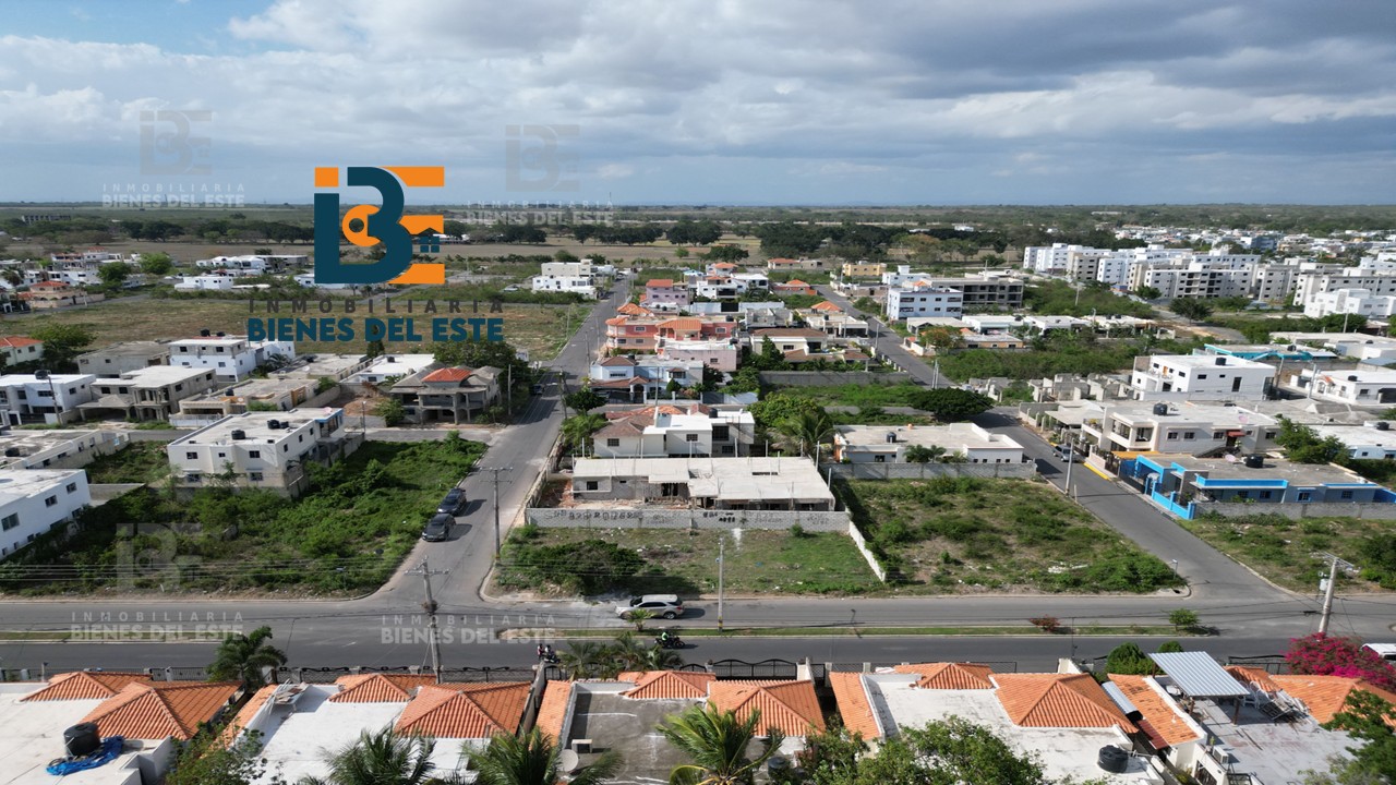 solares y terrenos -  Solar de esquina en la calle Princial en Residencial Naime  con 393 Met 3
