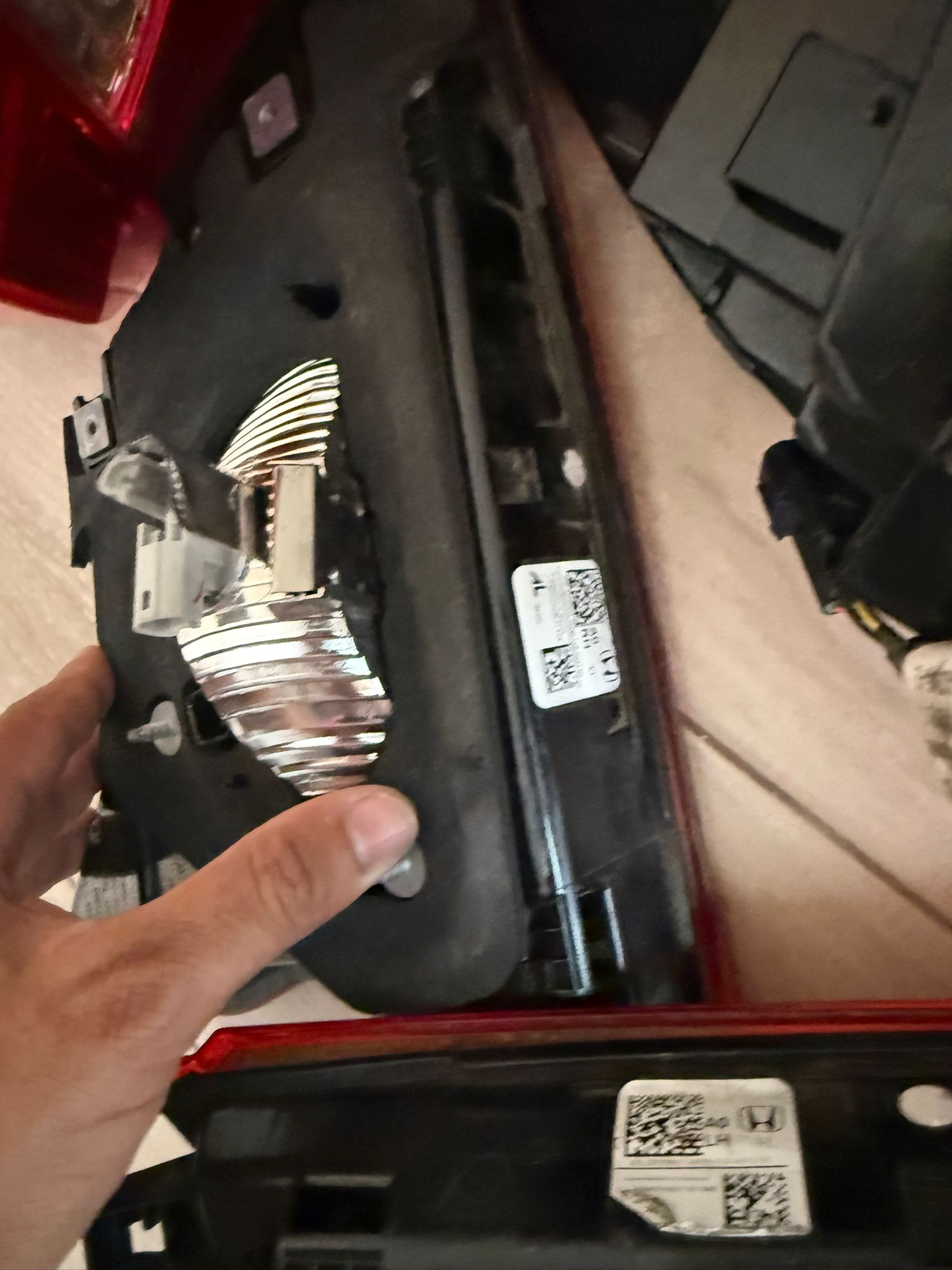 repuestos - Luz ( mica trasera ) Honda accord 2022 1