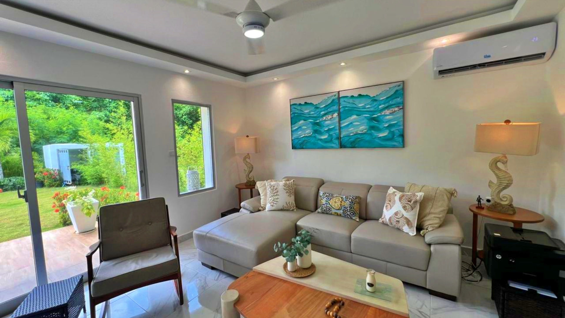 casas vacacionales y villas - Playa Nueva Romana-Oportunidad Apto 2 habitaciones