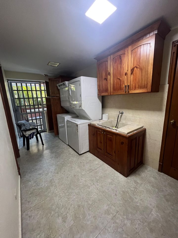 casas vacacionales y villas - VENDO VILLA AMUEBLAD JUAN DOLIO METRO COUNTRY CLUB 9