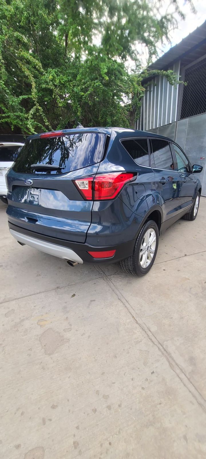 jeepetas y camionetas - Ford Escape SE 2019, Excelente condiciones  4