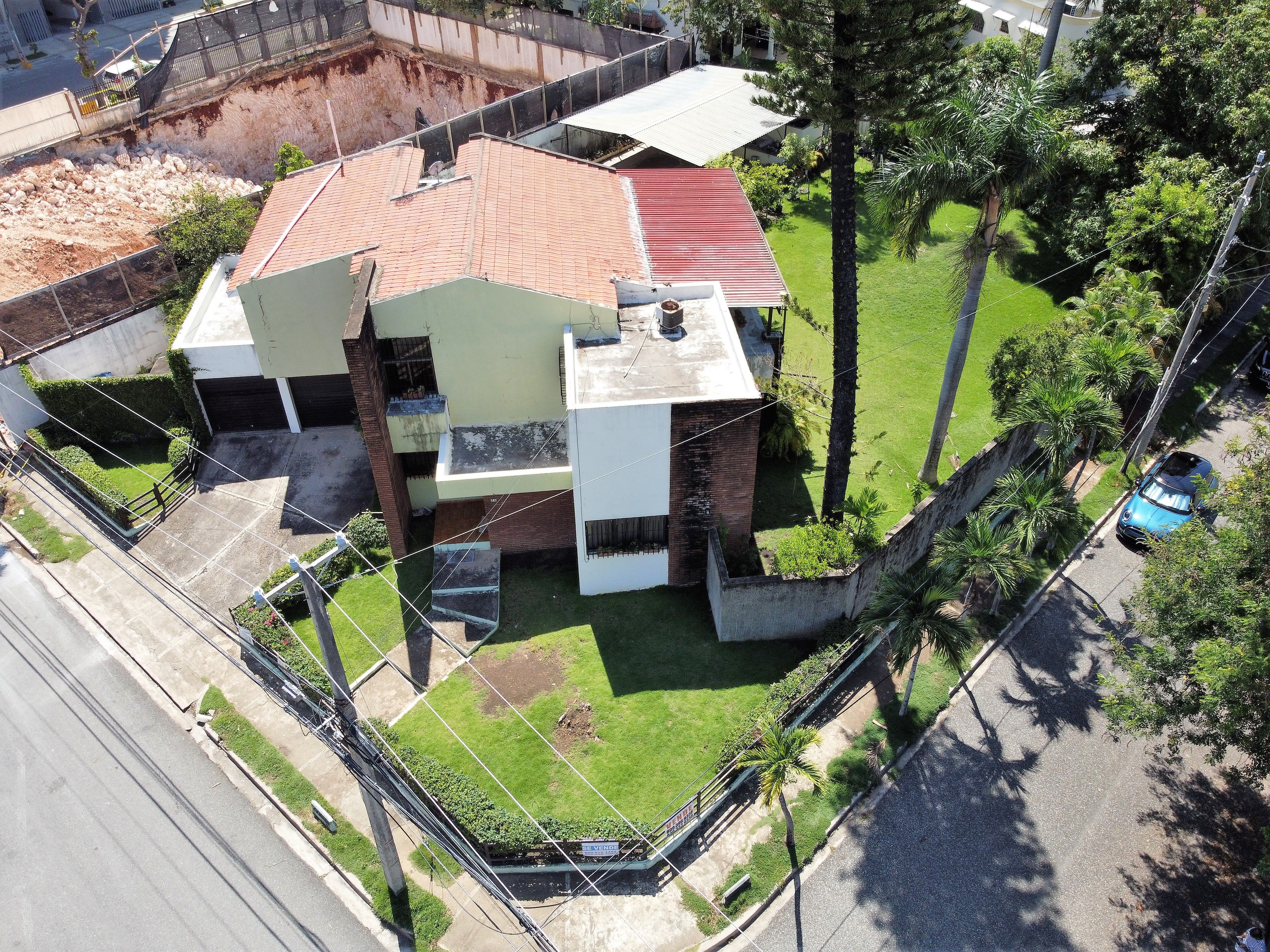 casas - Casa en venta en Los Cacicazgos de 4 habitaciones 0