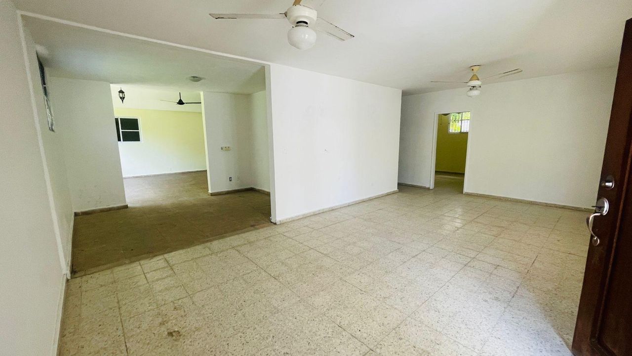 oficinas y locales comerciales - Propiedad comercial en alquiler  1