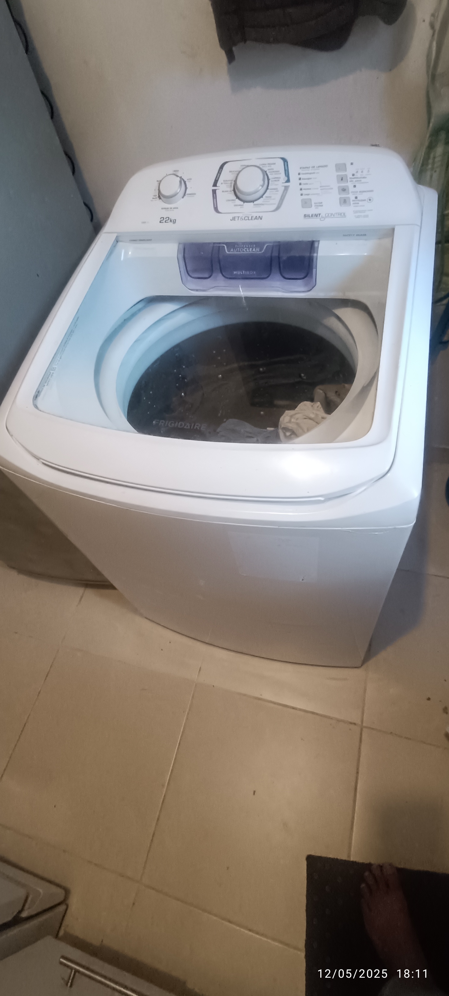 electrodomesticos - lavadora grande automática ubicada en ciudad Juan bosh  0