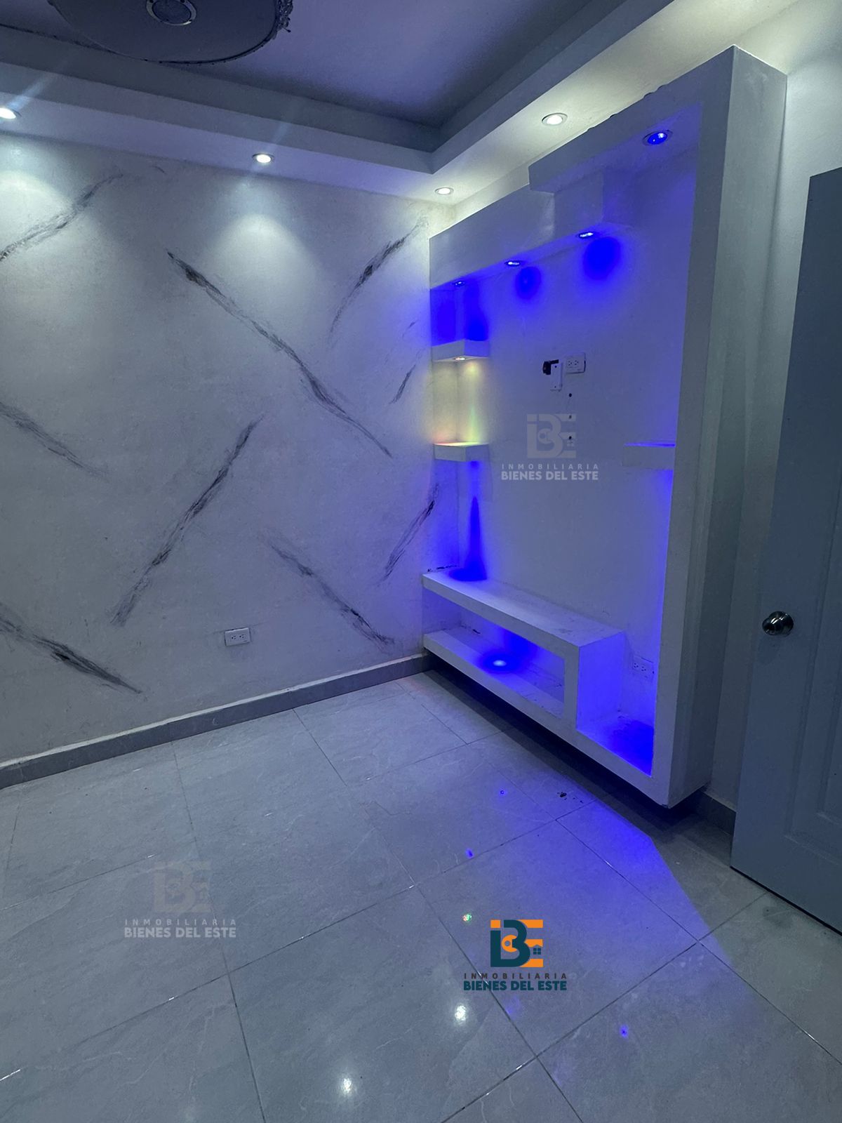 apartamentos - VENDE Apartamento de Una Habitacion DE OPORTUNIDAD 2