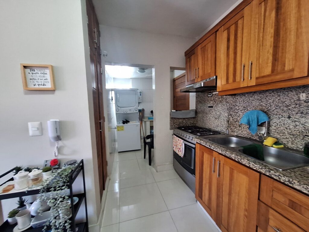 apartamentos - 2729- APTO. EN NACO, STO. DGO.  2