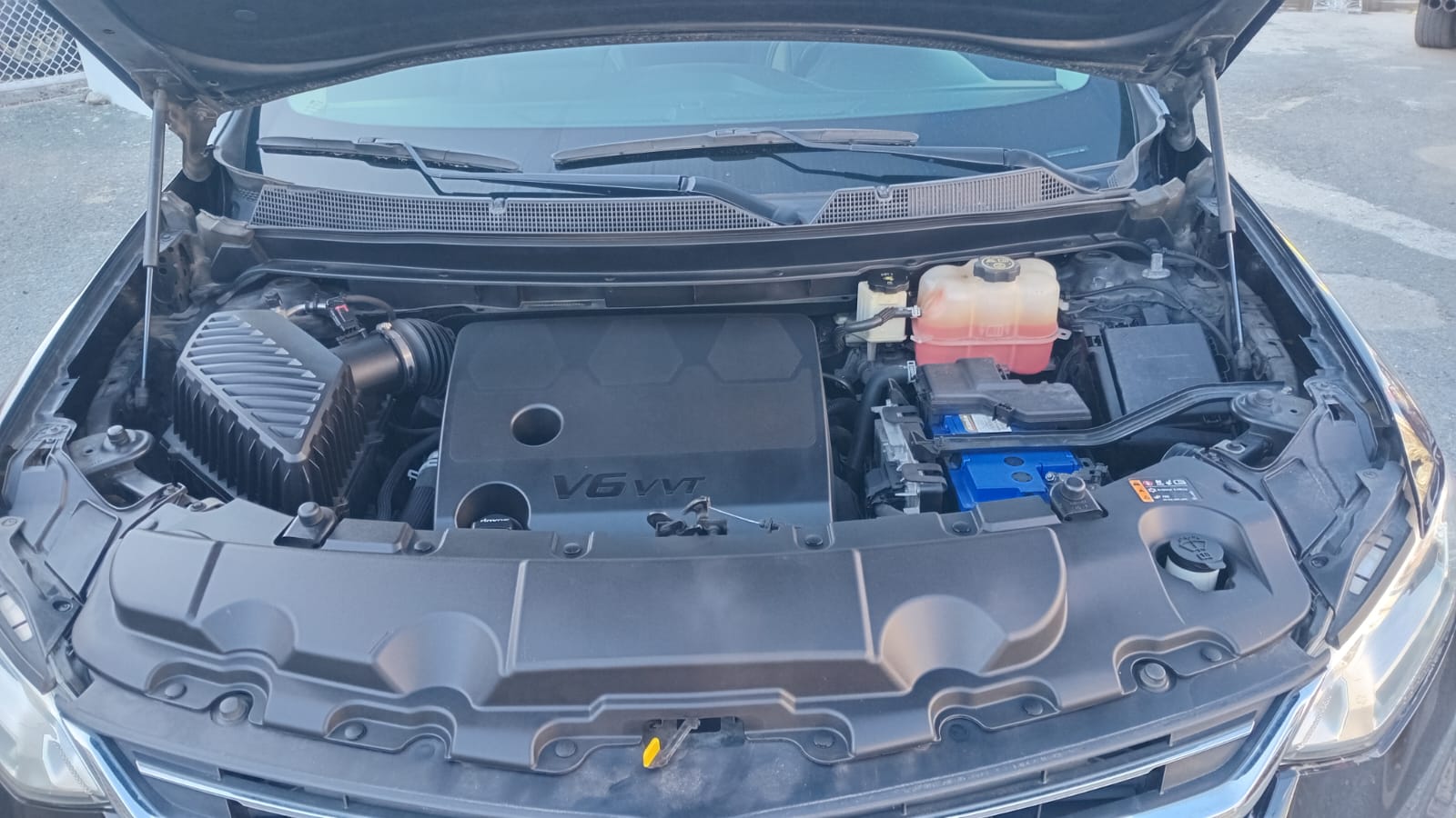 jeepetas y camionetas - CHEVROLOET TRAVERSE LT 2018 7