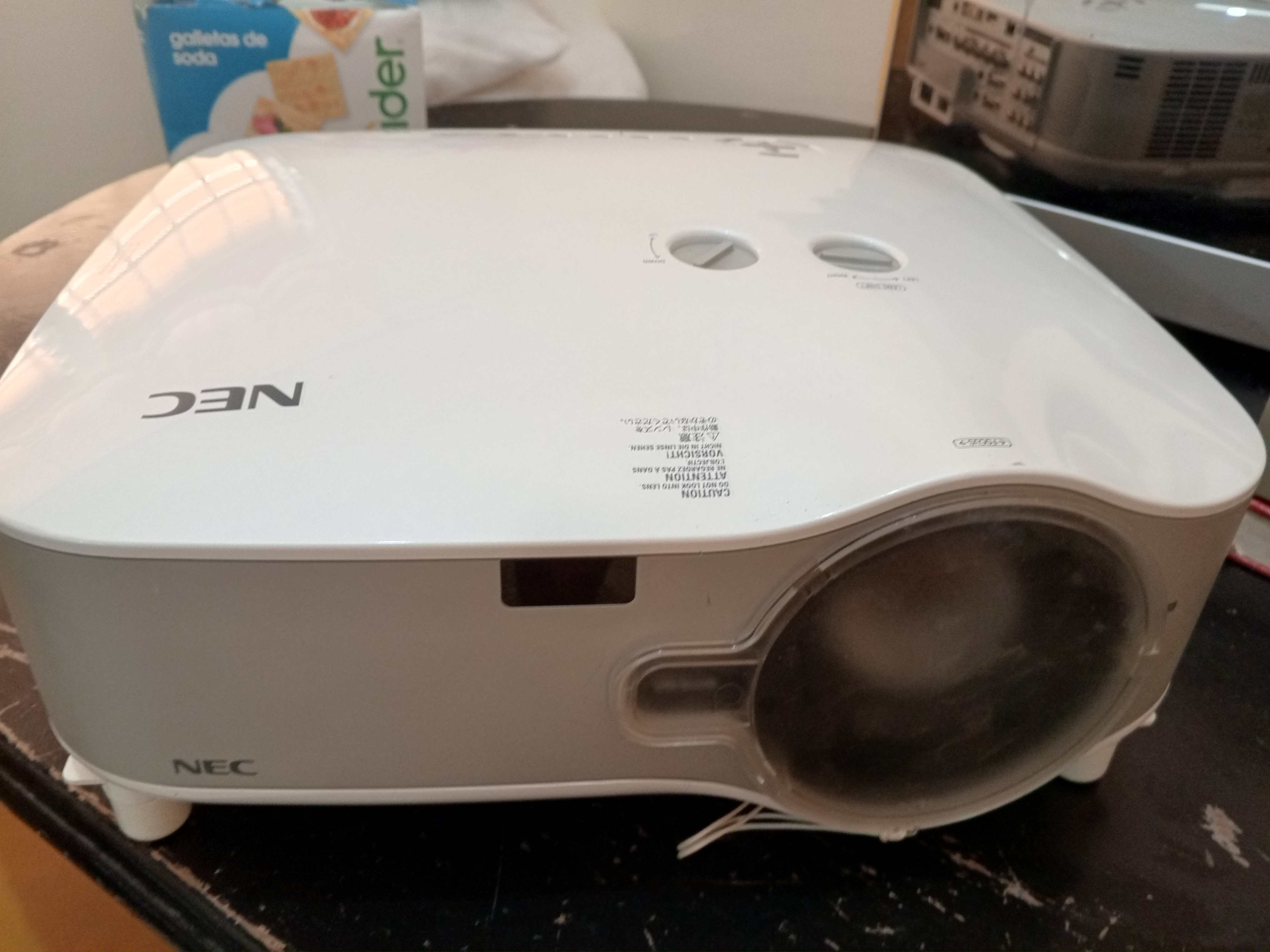 otros electronicos - Proyector Profesional  3