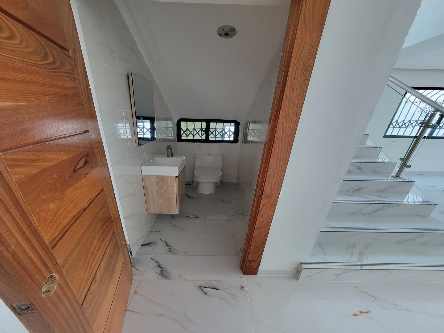 casas - ¡🏡 SE VENDE CASA ESPACIOSA EN BRISA ORIENTAL, SANTO DOMINGO ESTE  5