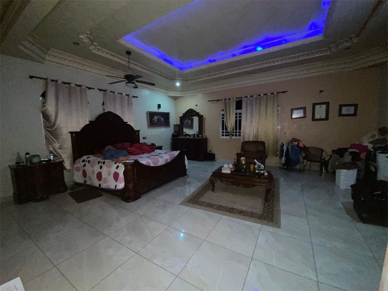 casas - Venta de mansión en la avenida independencia Distrito Nacional Santo Domingo 7