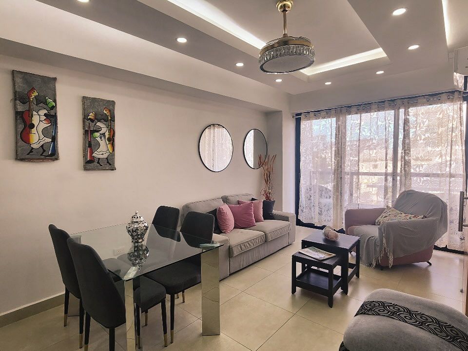 apartamentos - Se alquila apartamento  amueblado con piscina y Gym en Evaristo Morales