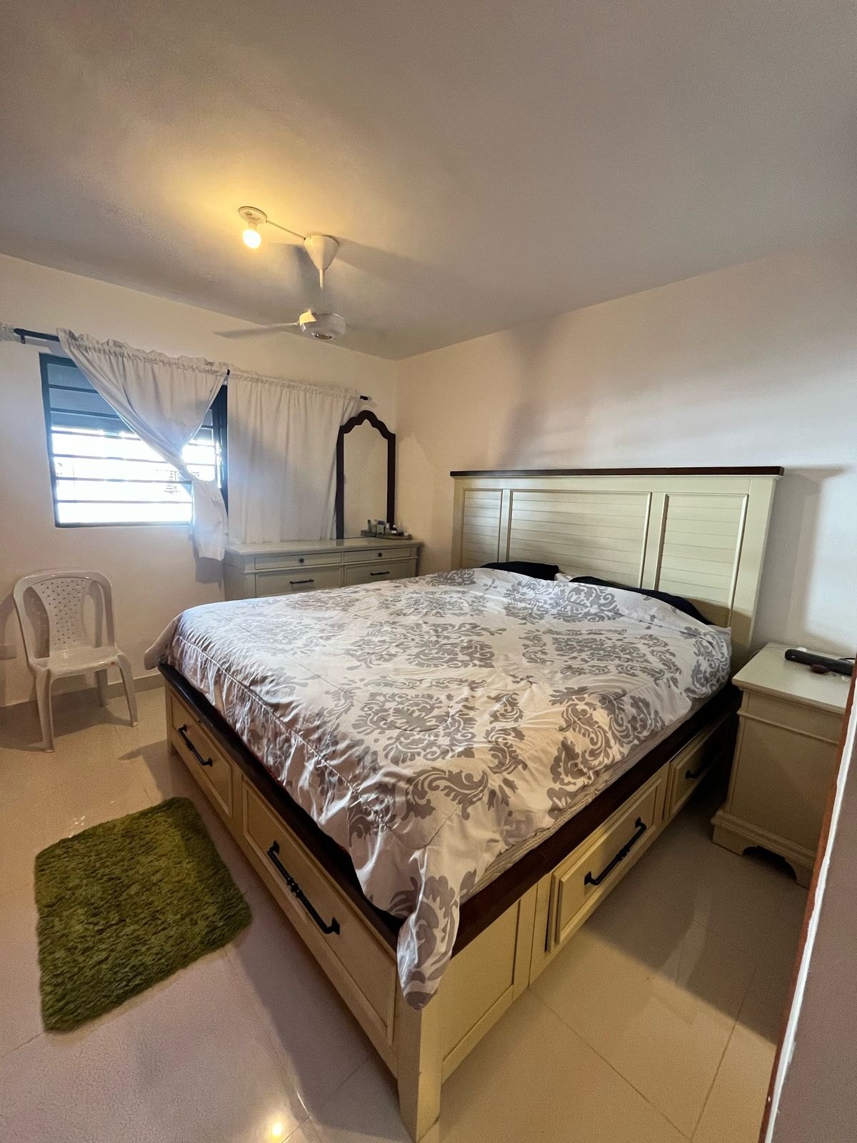 apartamentos - Venta de Apartamento en el Ensanche Isabelita | 3  5