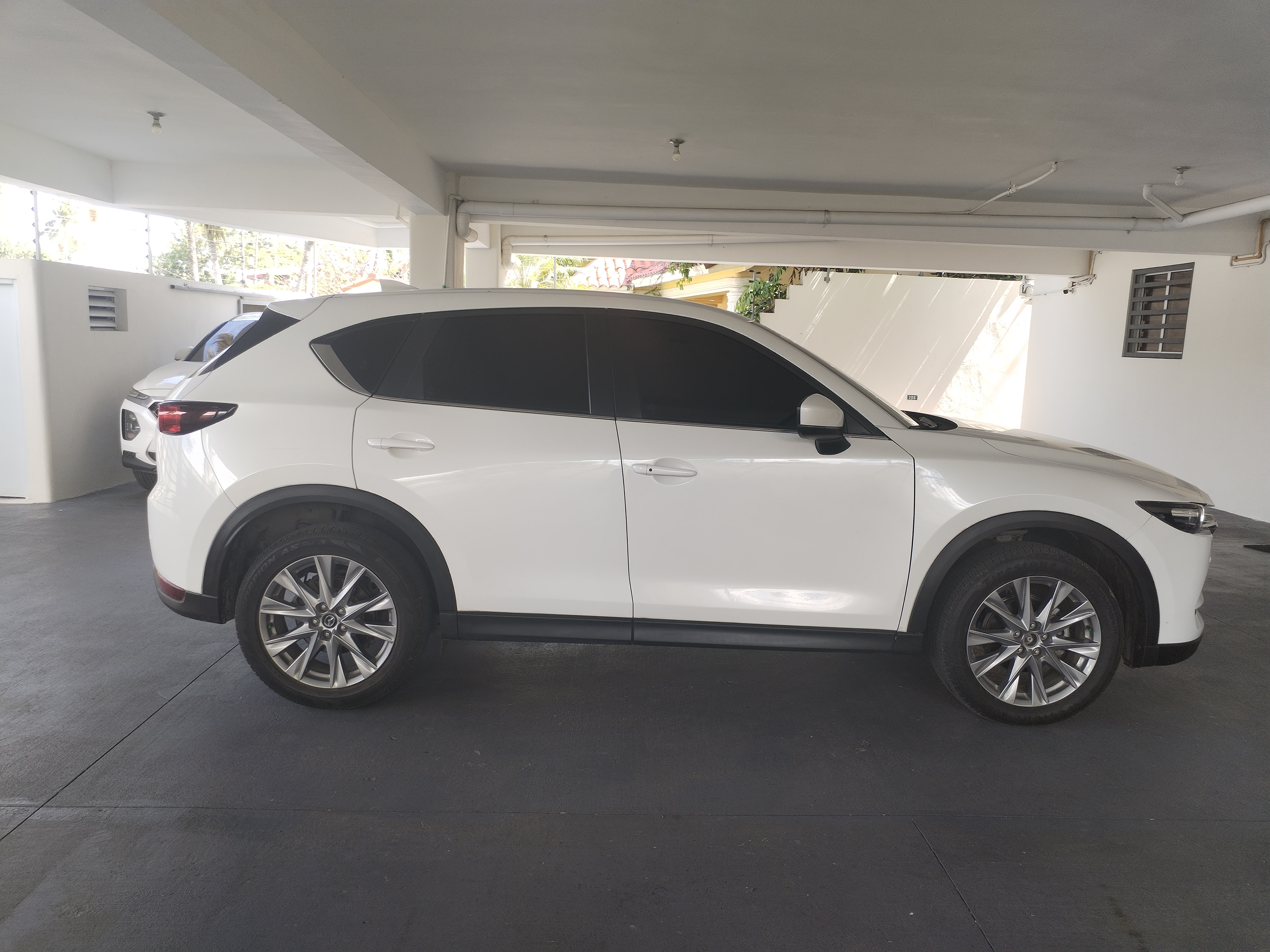 jeepetas y camionetas - Mazda Cx5 GS 2021 Blanca  3