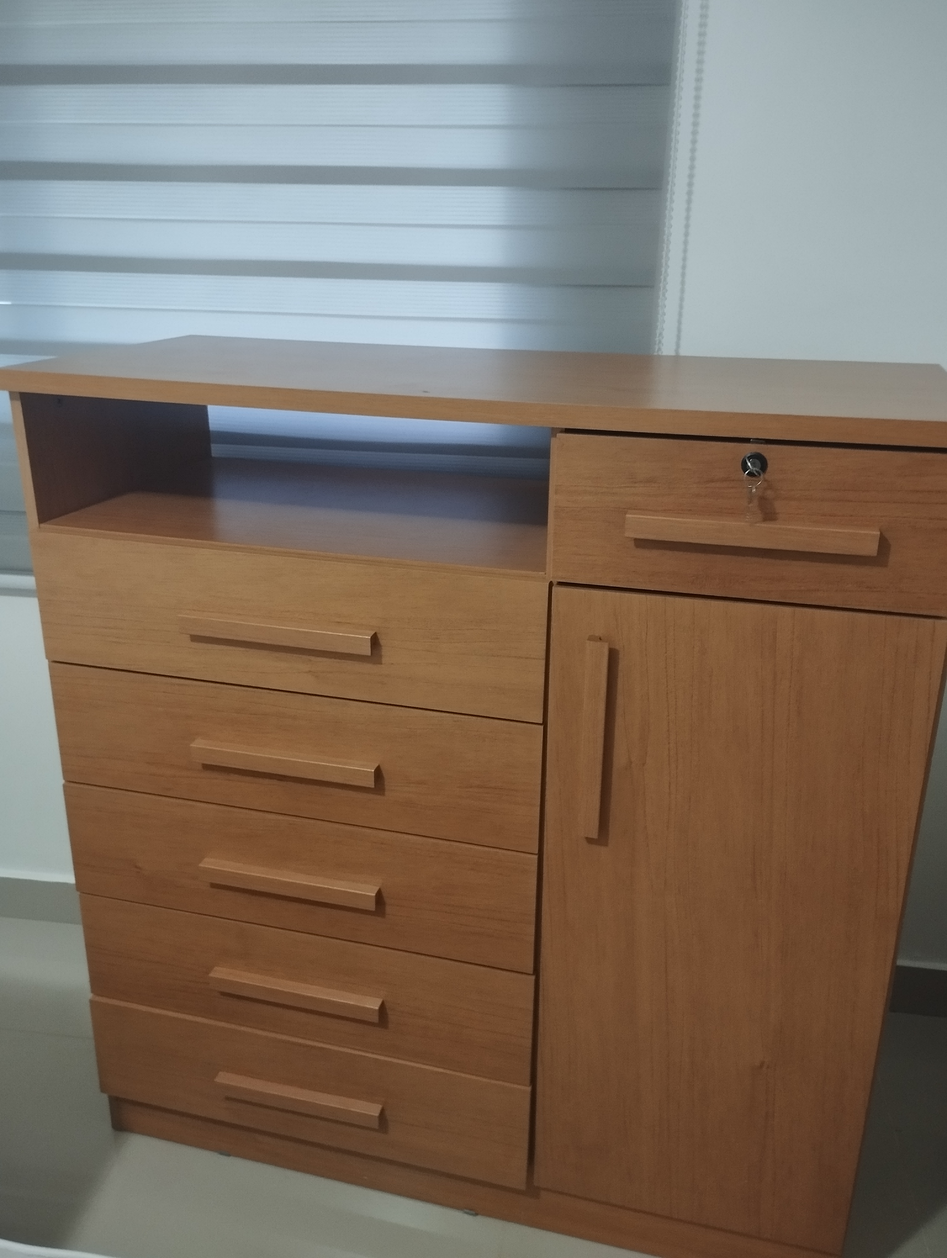 muebles y colchones - Gavetero de hombre en madera amaericana 0