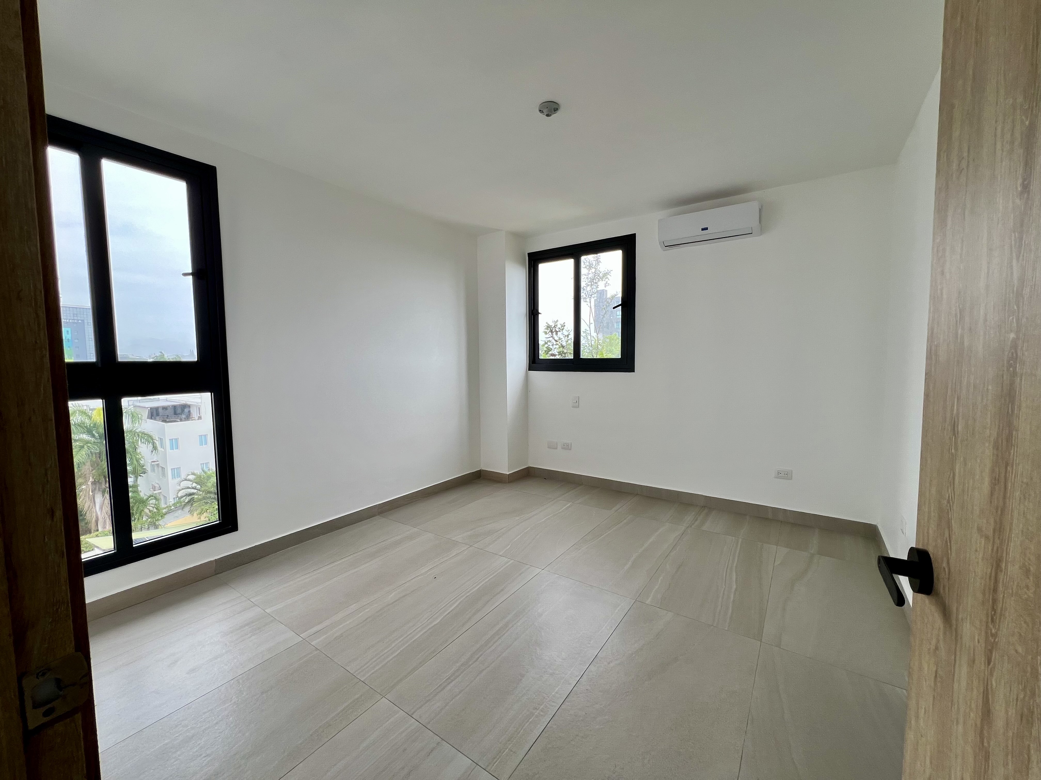 apartamentos - Centrico Apartamento en Renta  a solo pasos de La Unión Medica y Agora Santiago 7