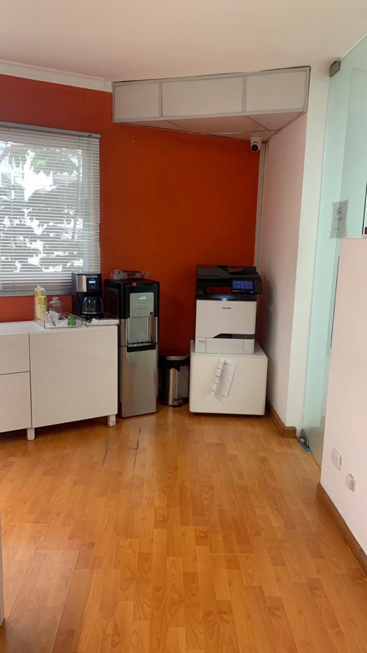oficinas y locales comerciales - Local en Piantini  8