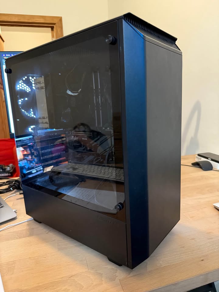 computadoras y laptops - PC Gaming i7 9700 + 64GB Ram DDR4 + 1TB M2 + otros 3