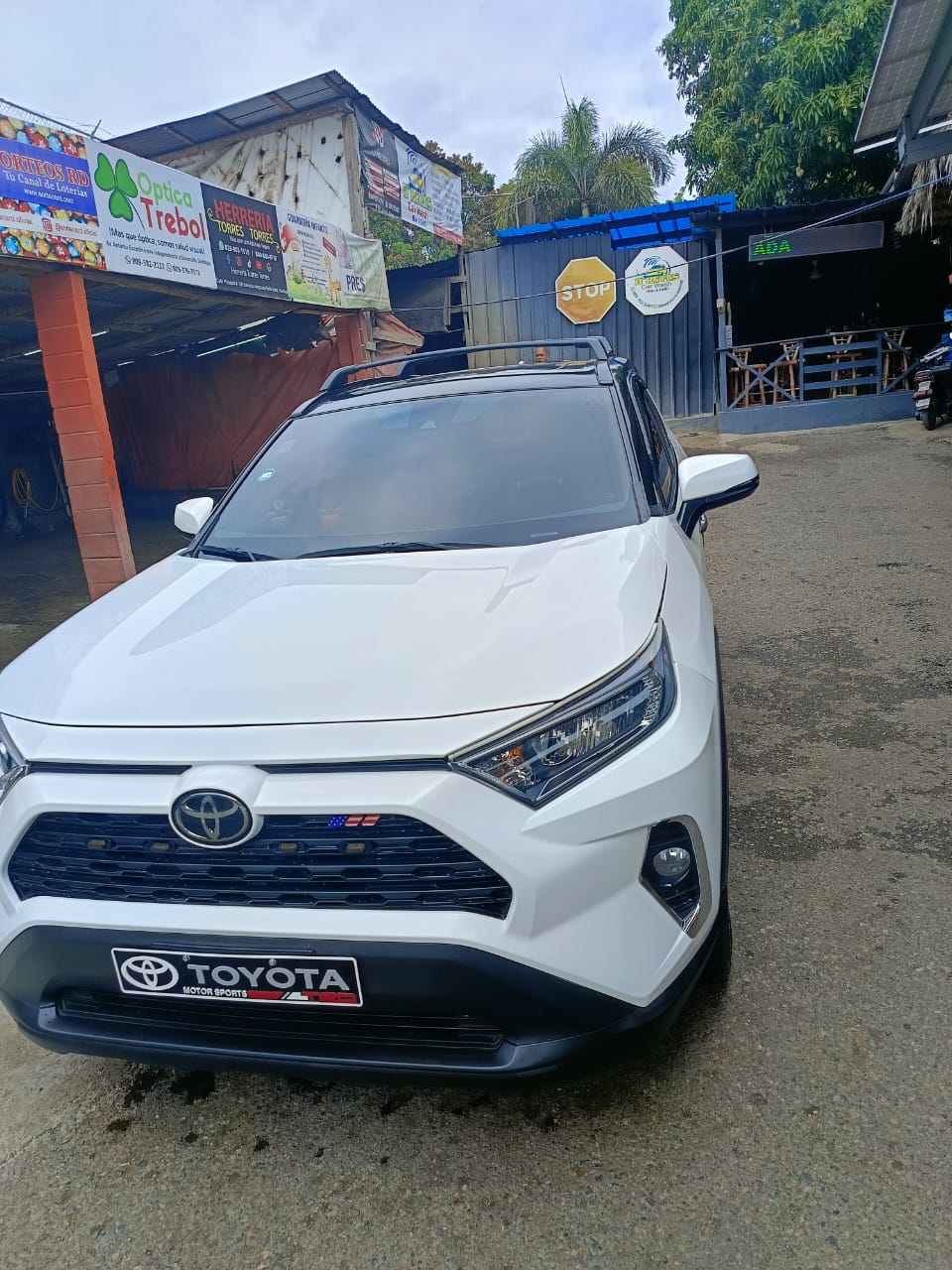 jeepetas y camionetas - Toyota rav4 2019 xle premium  0