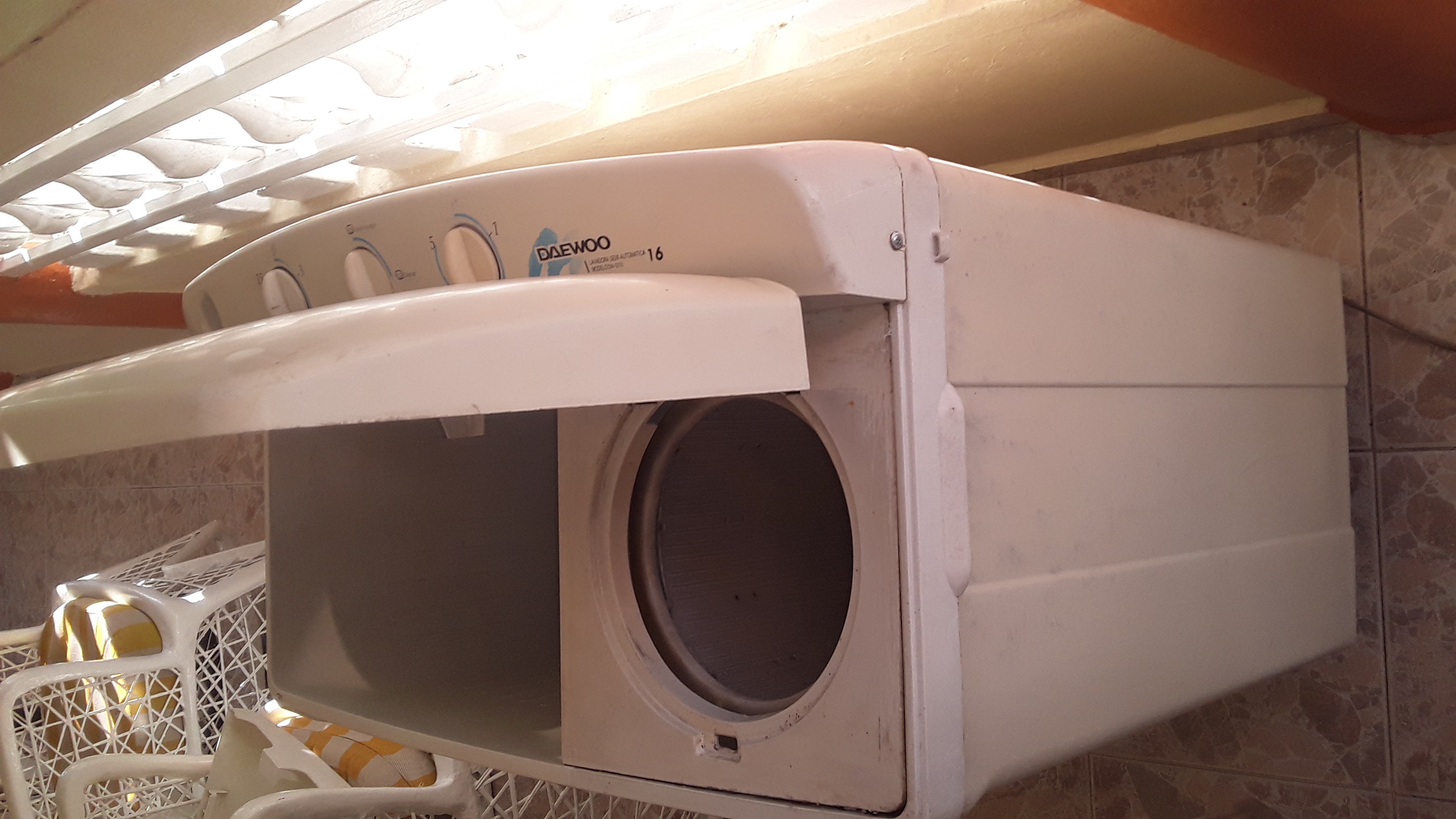 electrodomesticos - vendo lavadora daewo 16 libra,4500neg,y te la prue 2
