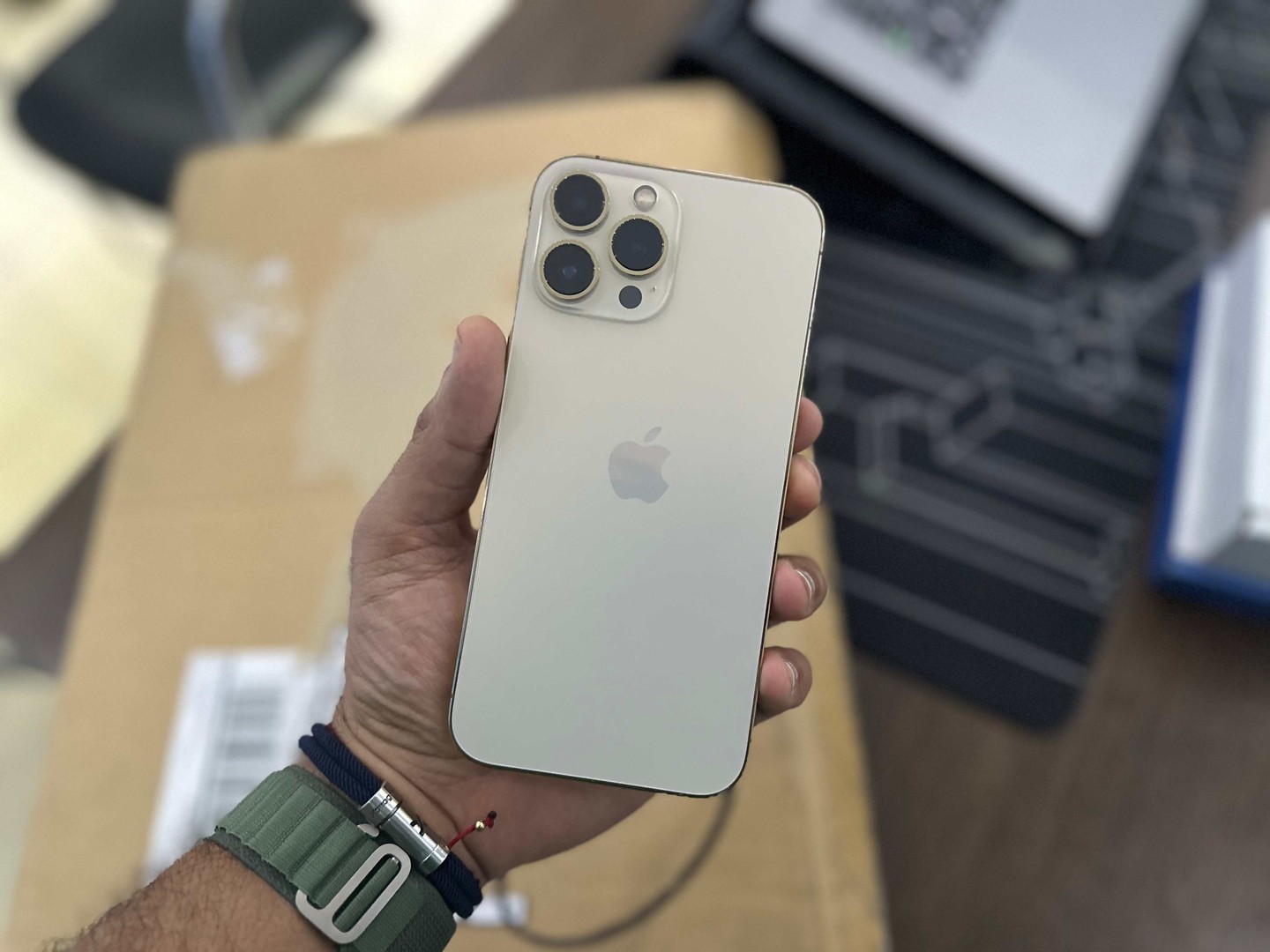 celulares y tabletas - Vendo iPhone 13 Pro Max 128GB Como Nuevo, Desbloqueado, RD$ 45,995 NEG 0