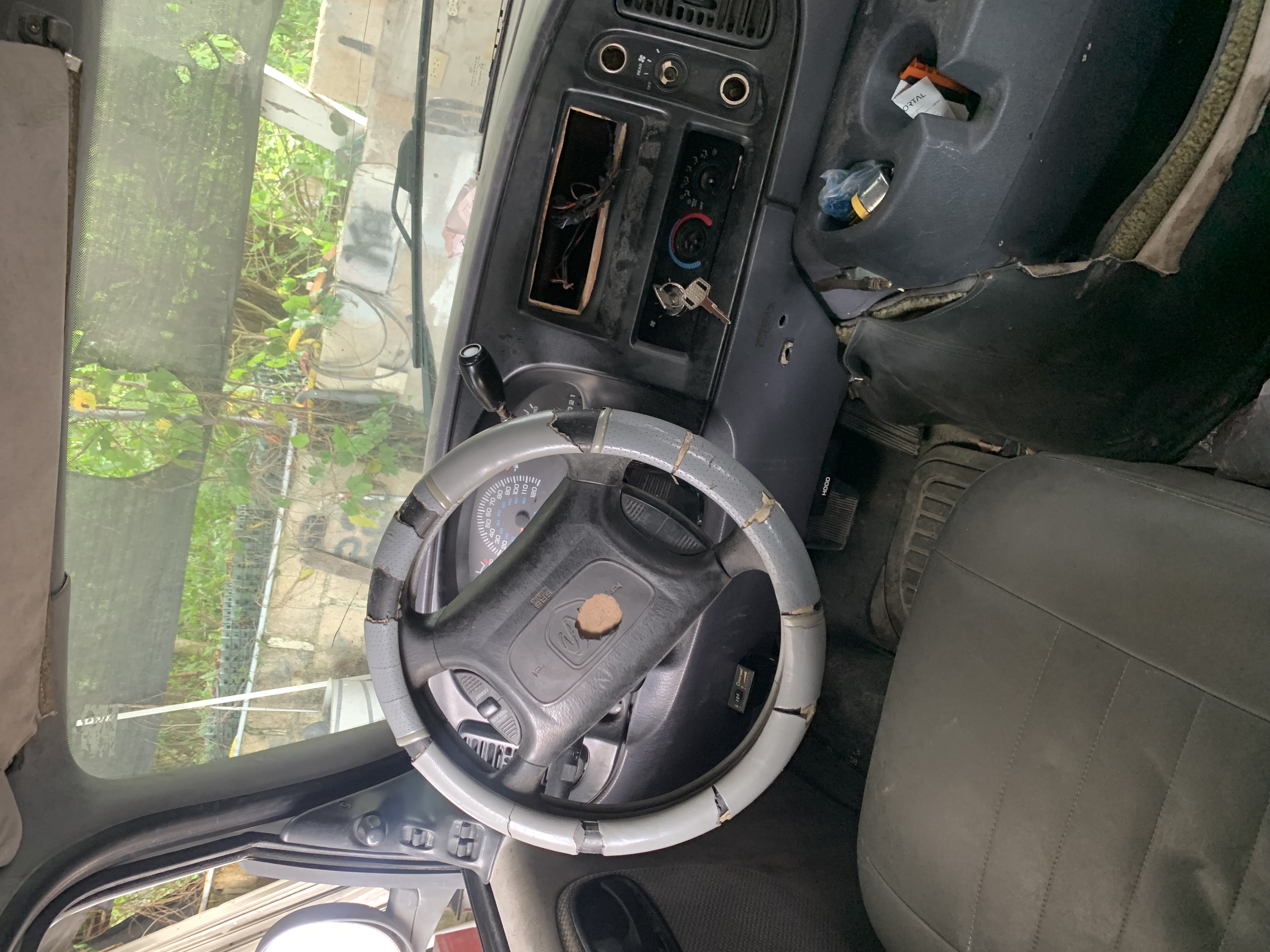 jeepetas y camionetas - VAN económica lista para trabajar o personalizar – Dodge Ram 1500 🛠️🚐 8