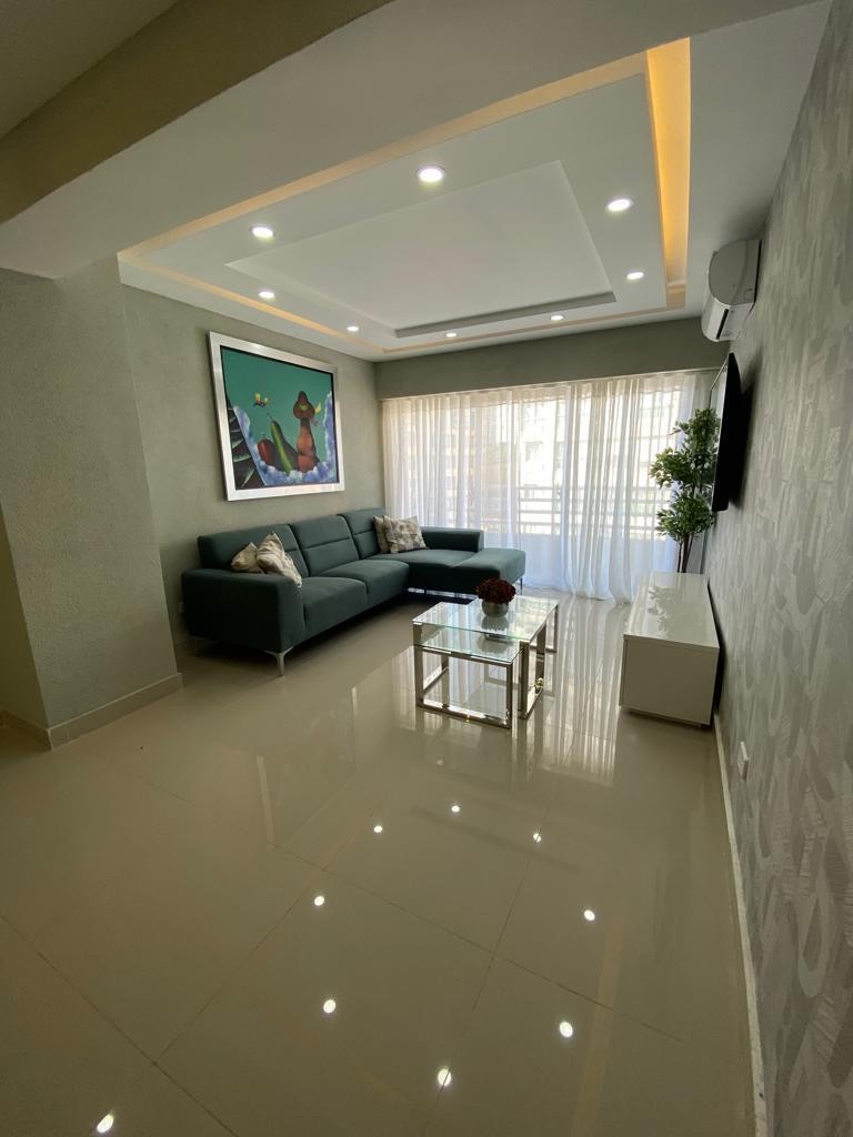 apartamentos - Zona Universitaria, D.N.Apto 100 mts 4to nivel (ascensor)2 HabUS  3