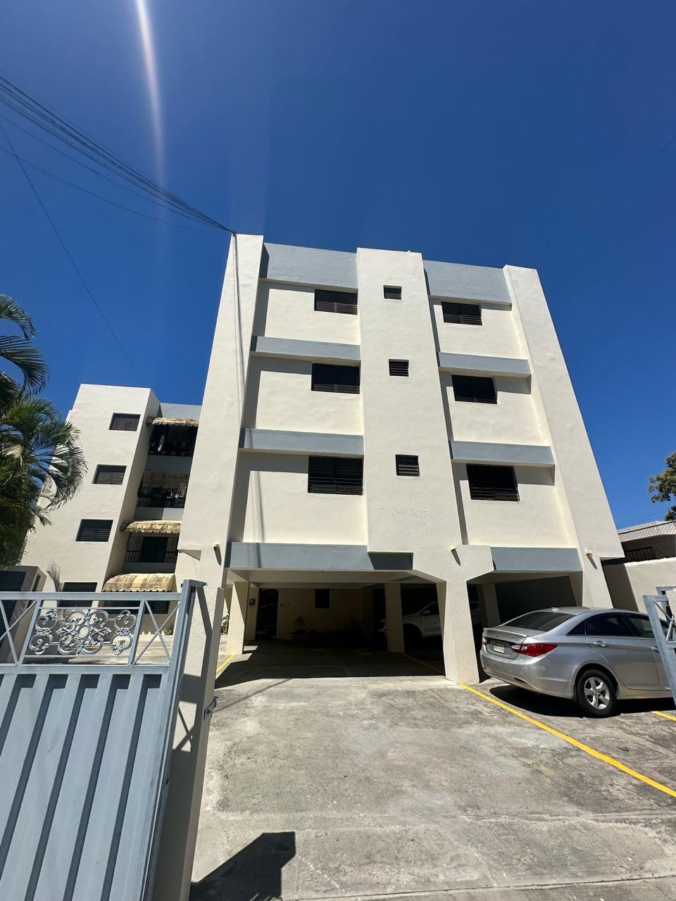 apartamentos - Apartamento en Alquiler en Los Jardines  0