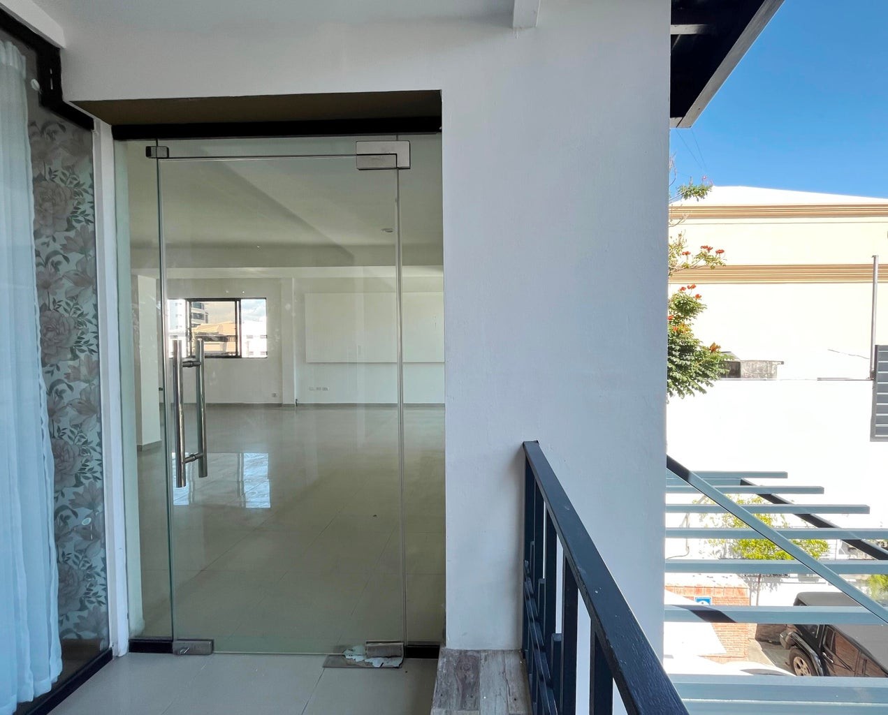 oficinas y locales comerciales - Local Comercial Alquiler en Piantini 9