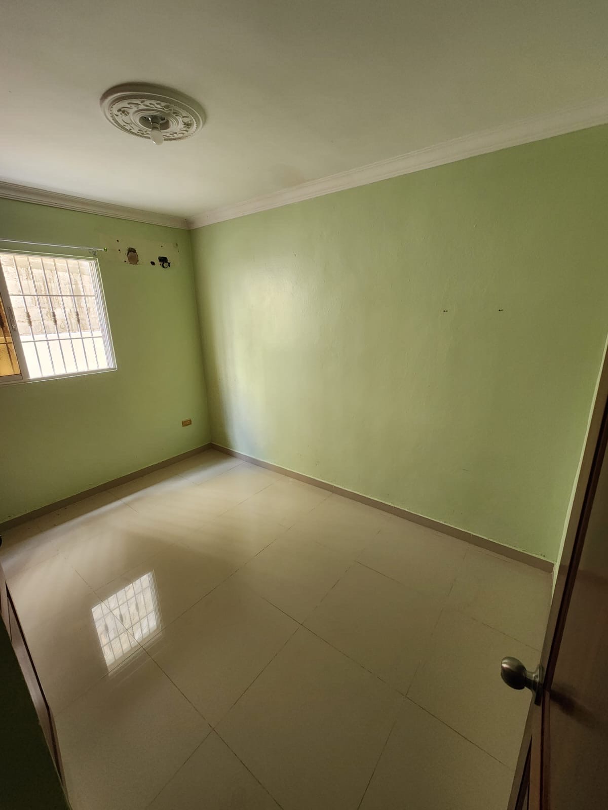 apartamentos - venta de apartamento de 145mts en la autopista de san Isidro Santo Domingo este  2
