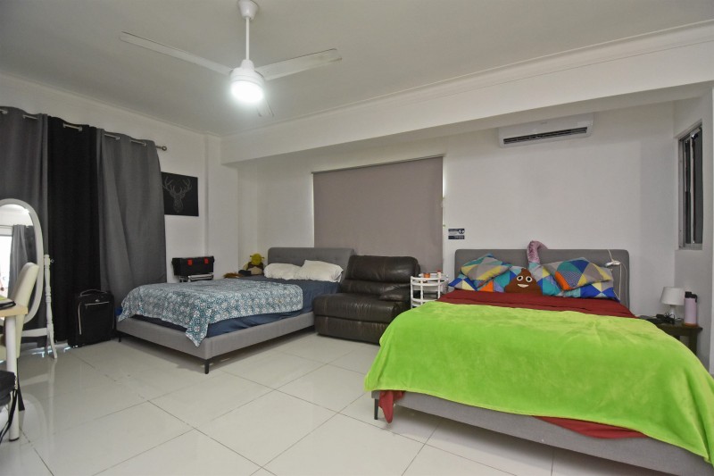 apartamentos - EXCLUSIVIDAD!!!!

Penthouse en el Millón en la Avenida Privada, USD 270,000 9