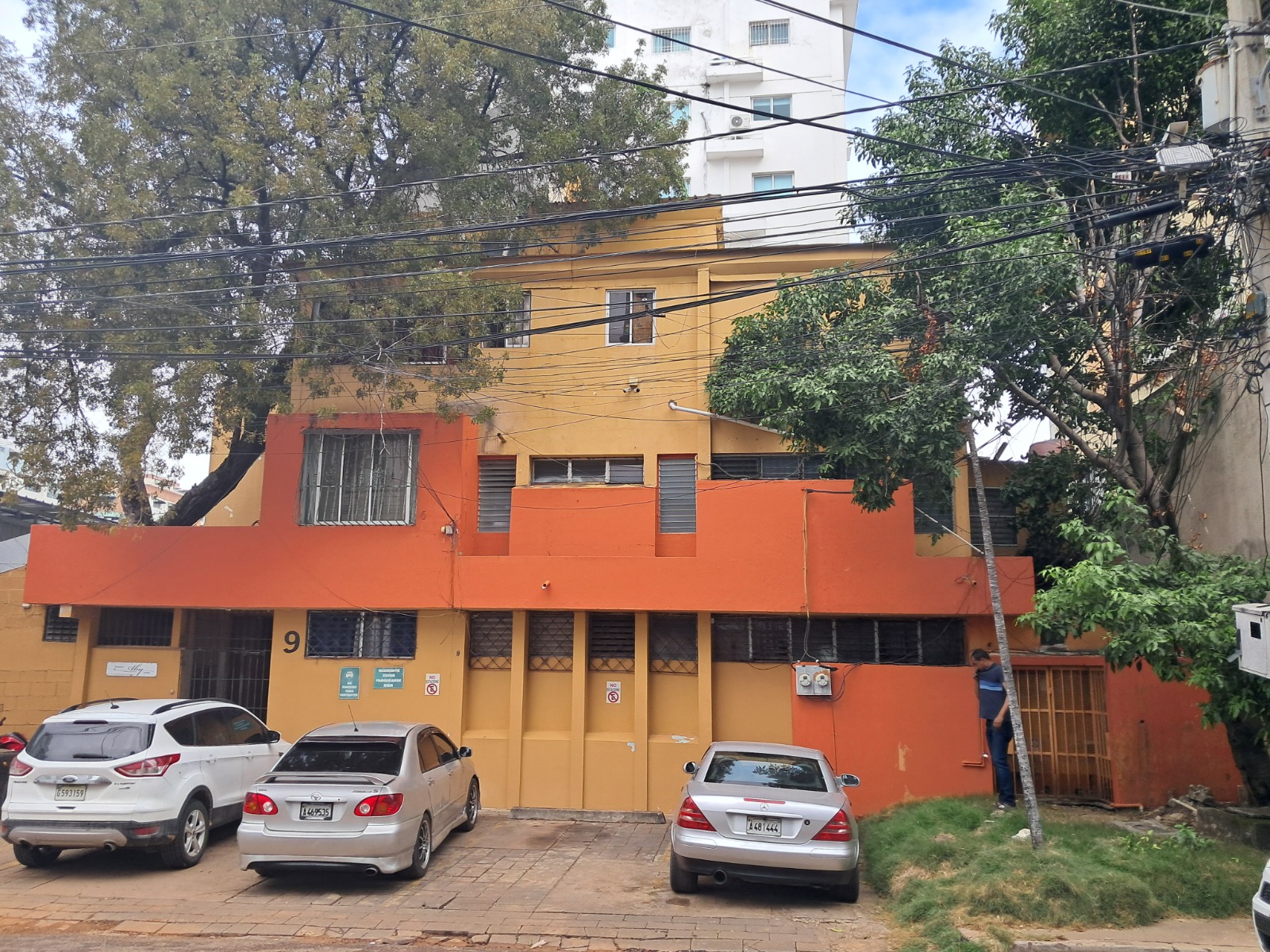apartamentos - Aparta estudio amueblado en evaristo morales  0