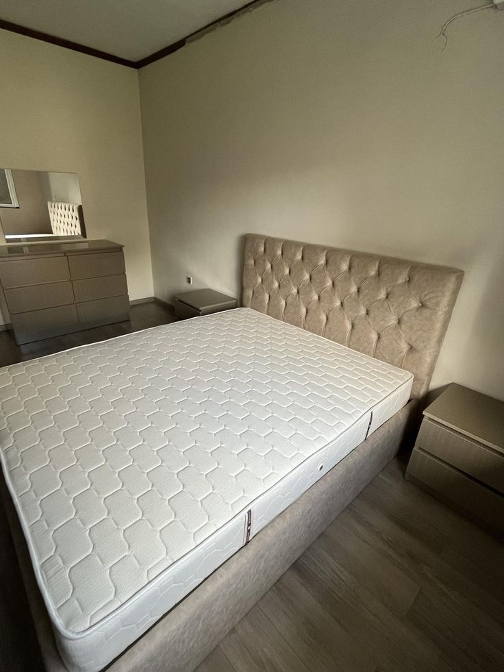 muebles y colchones - Camas tapizada moderna. Nueva 6