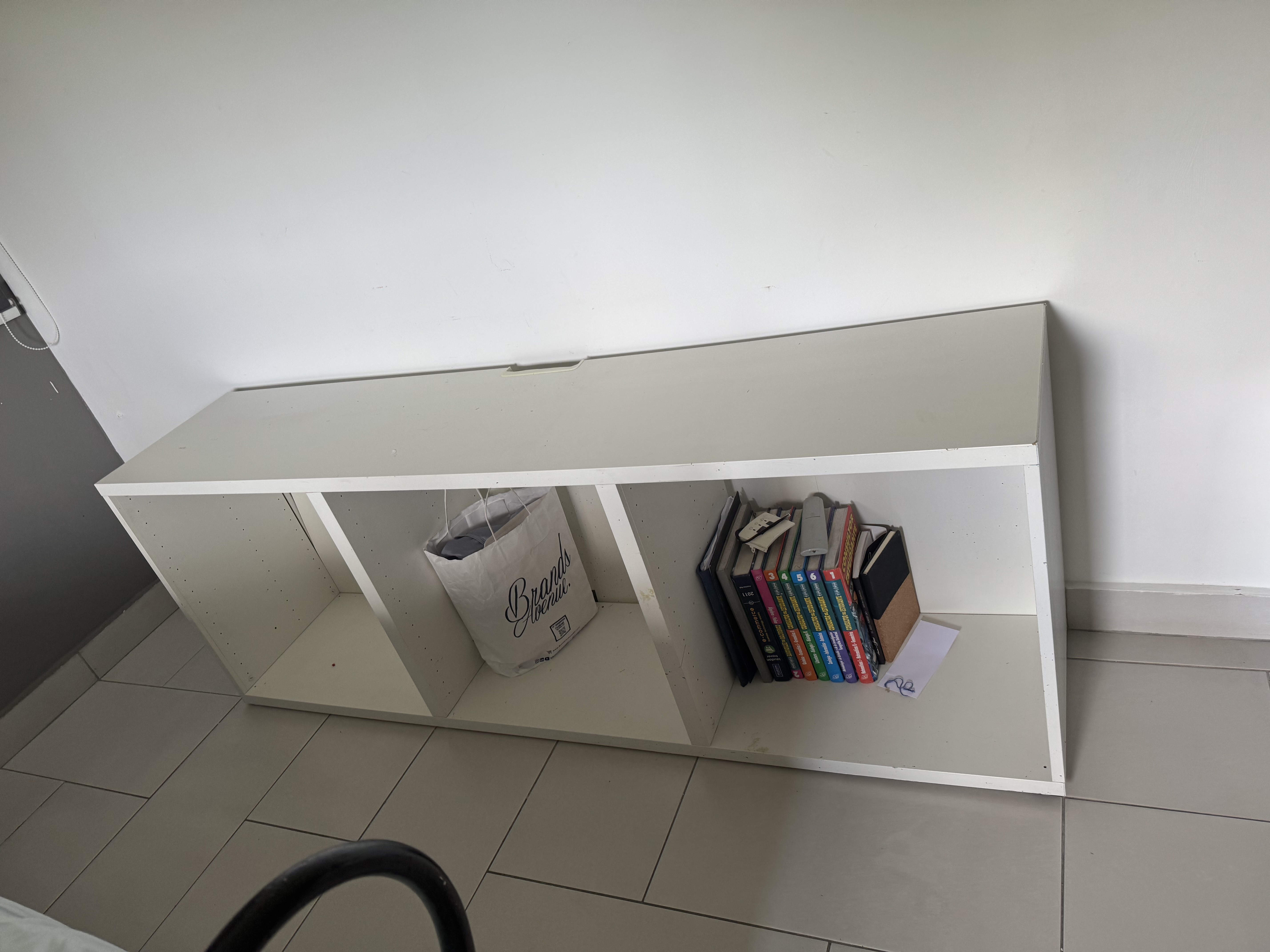 muebles y colchones - credenza a IKEA blanca  1