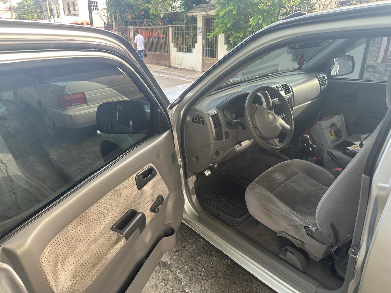 camiones y vehiculos pesados - isuzu Dmax 4x4 2005 9
