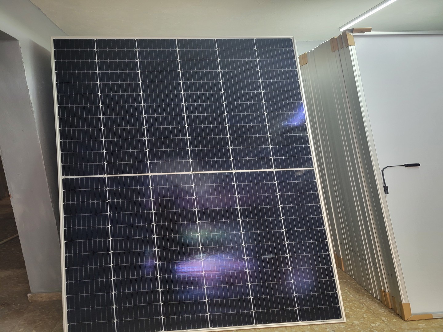 herramientas, jardines y exterior - Paneles Solares 550 Watts $4,400 0