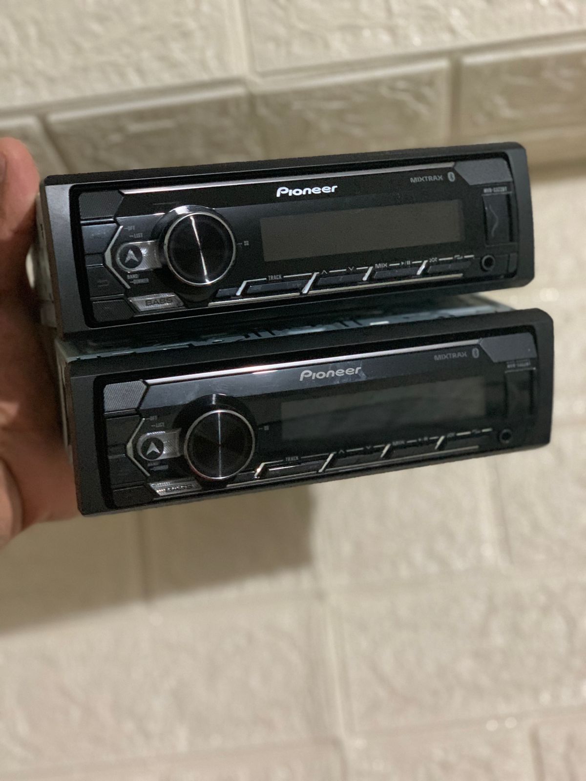 camaras y audio - Pioneer MVH-S322BT 1 DIN MP3 Digital Media Player 